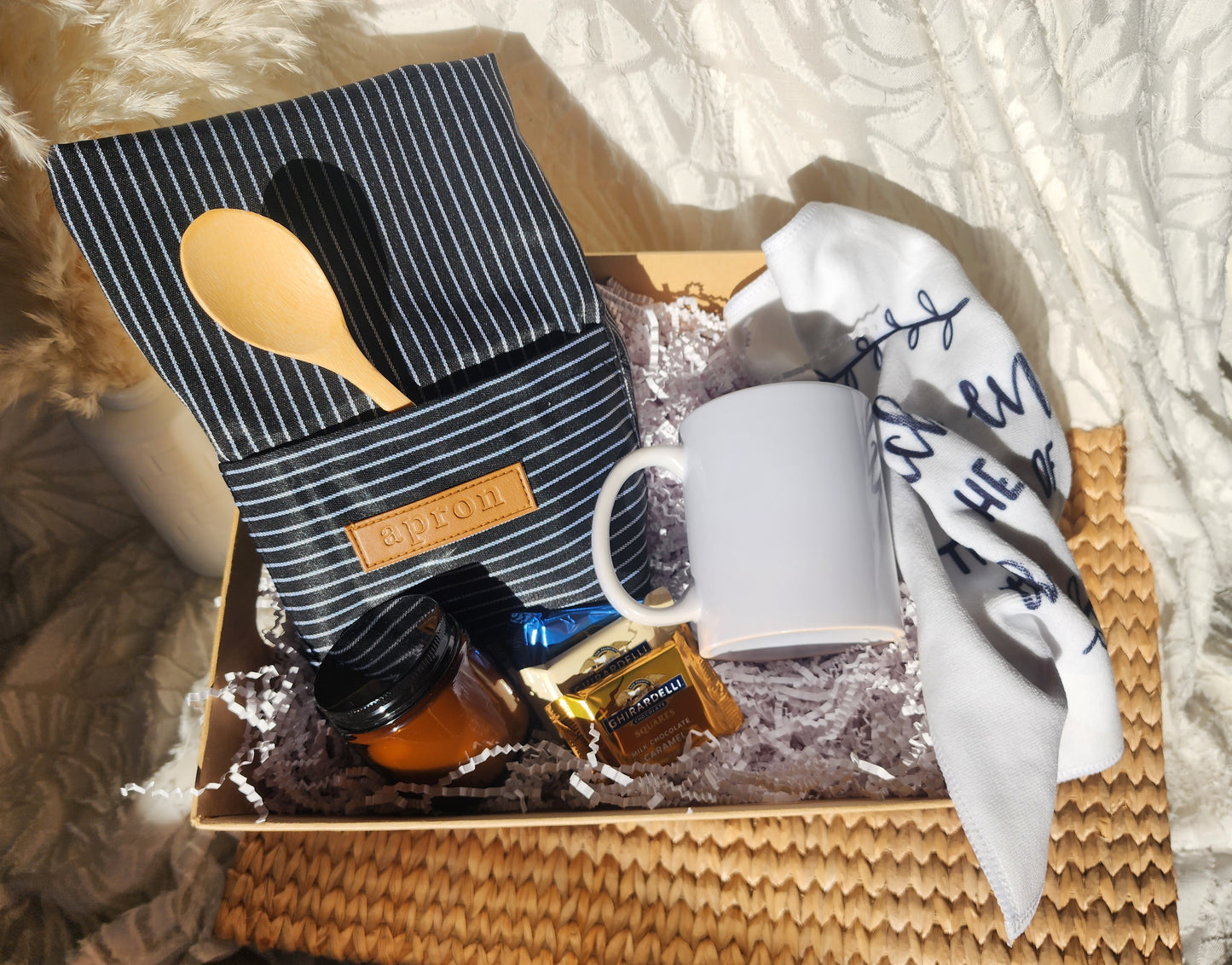 Homemaker Happiness Gift Basket with 11 oz Coffee Cup