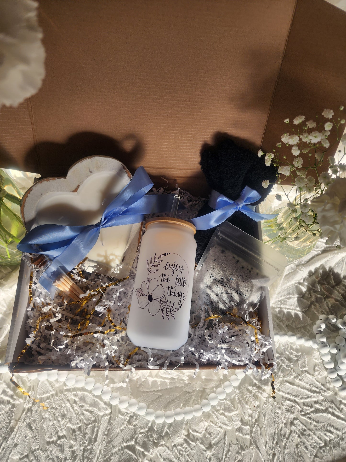 Comfort & Care Gift Basket with Enjoy the little Things Beer Glass