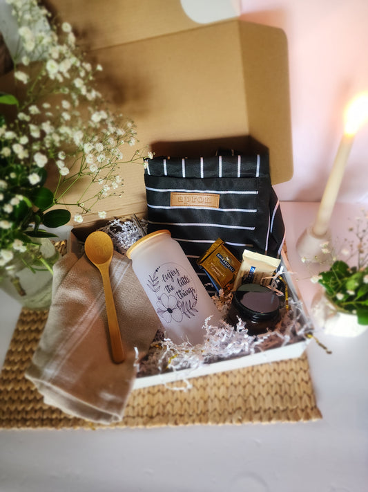 Homemaker Happiness Gift Basket with Enjoy the Little Things 18oz Beer Glass