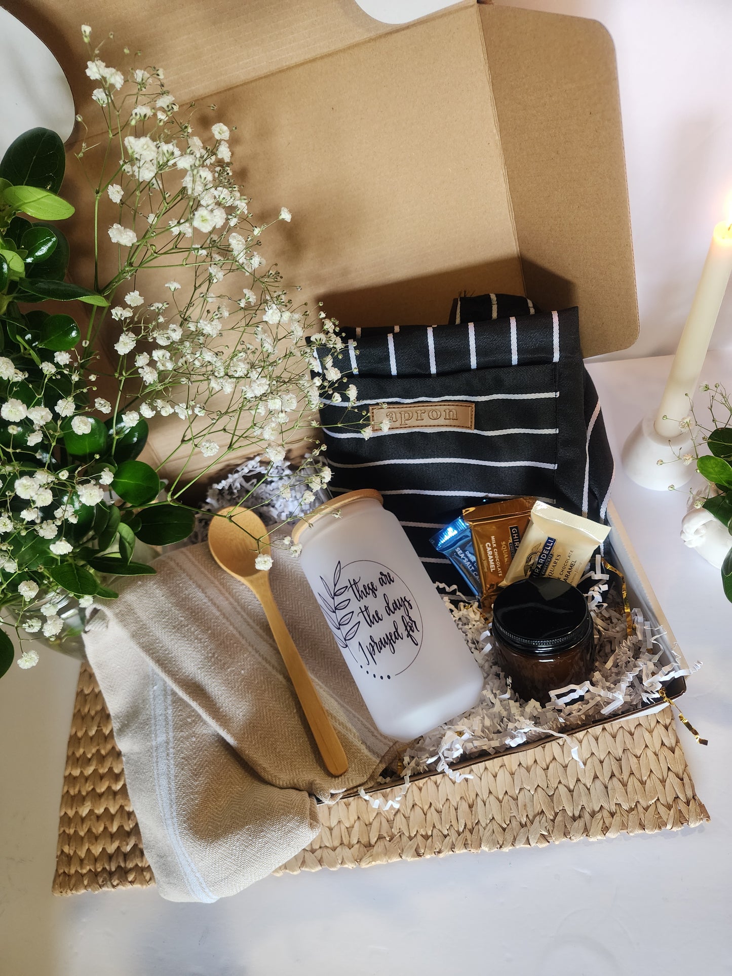 Homemaker Happiness Gift Basket with These are the Day I Prayed For 18oz Beer Glass