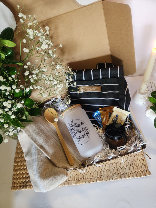 Homemaker Happiness Gift Basket with These are the Day I Prayed For 18oz Beer Glass