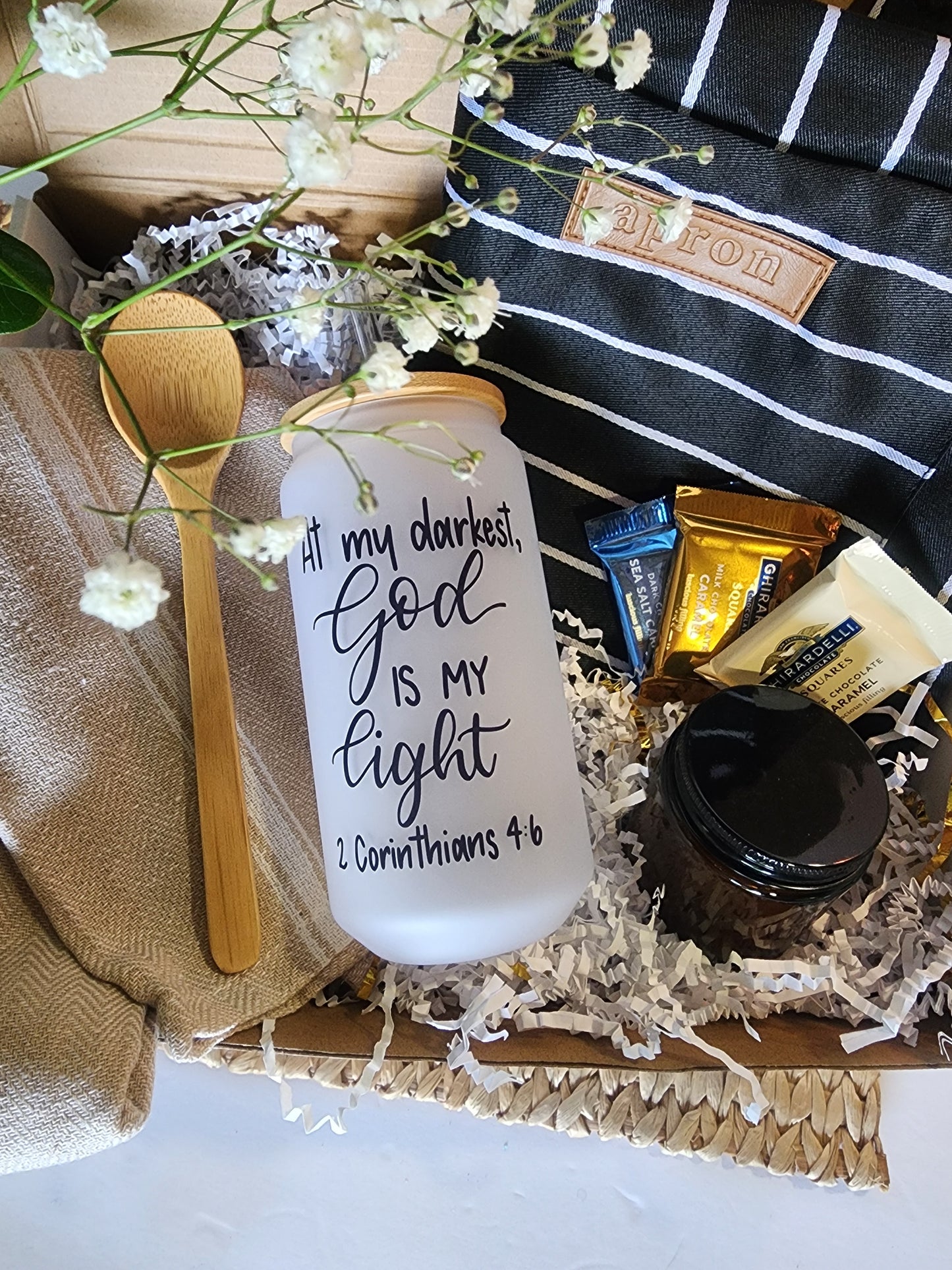 Homemaker Happiness Gift Basket with God is my Light 18oz Beer Glass