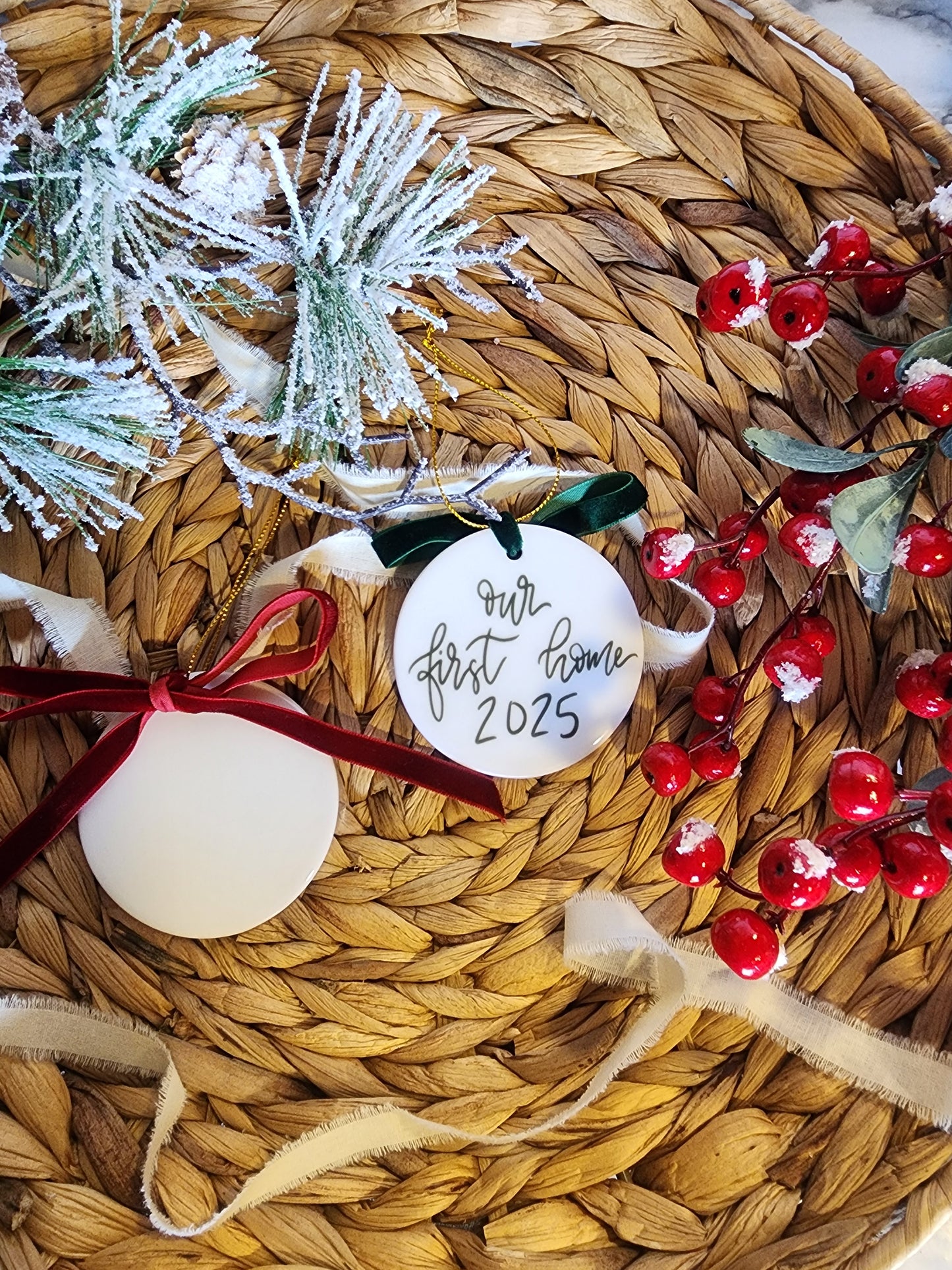 Round Christmas Ornaments