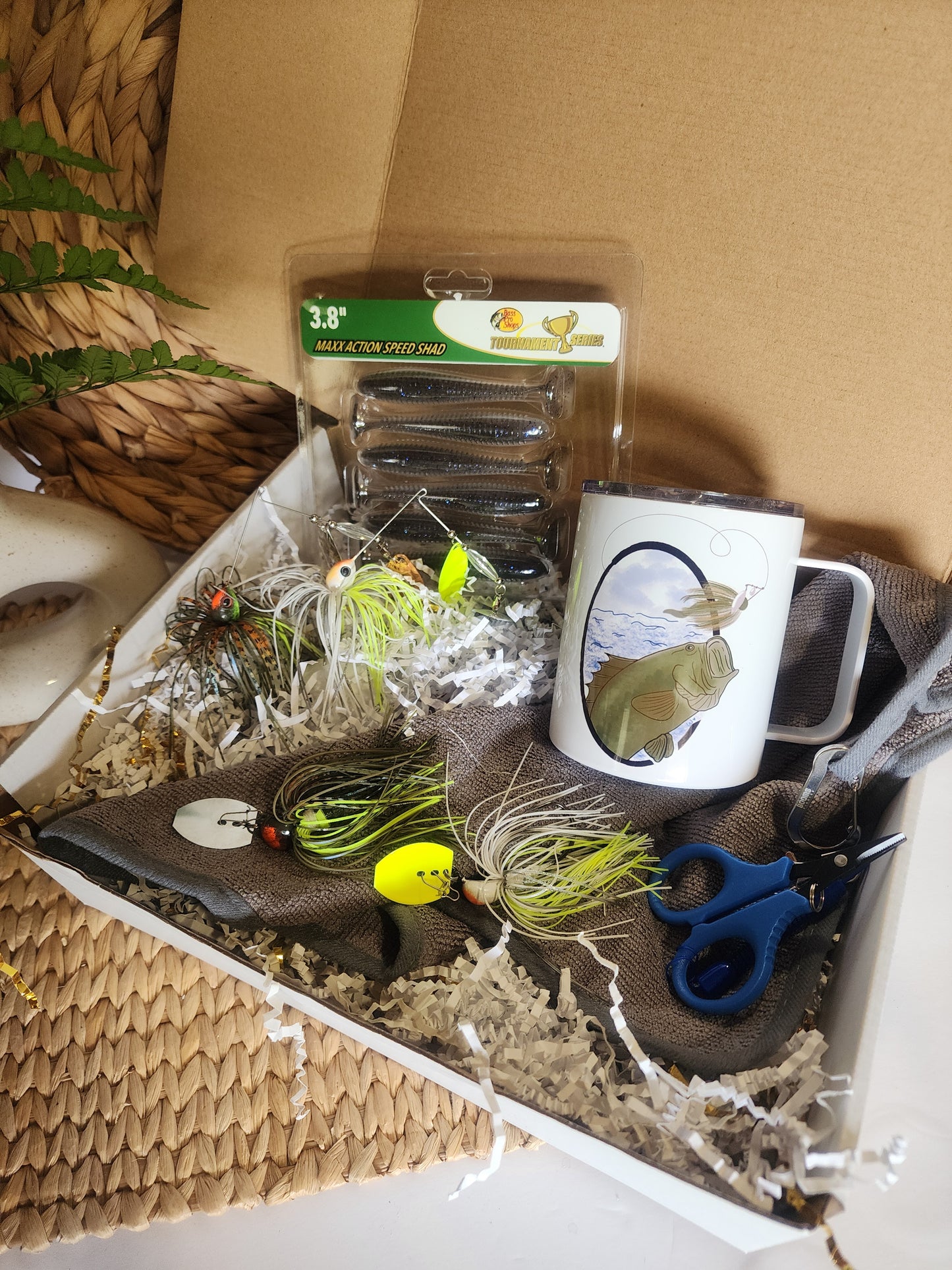 Spinner & Chatter Bait Gift Basket - Born to Fish