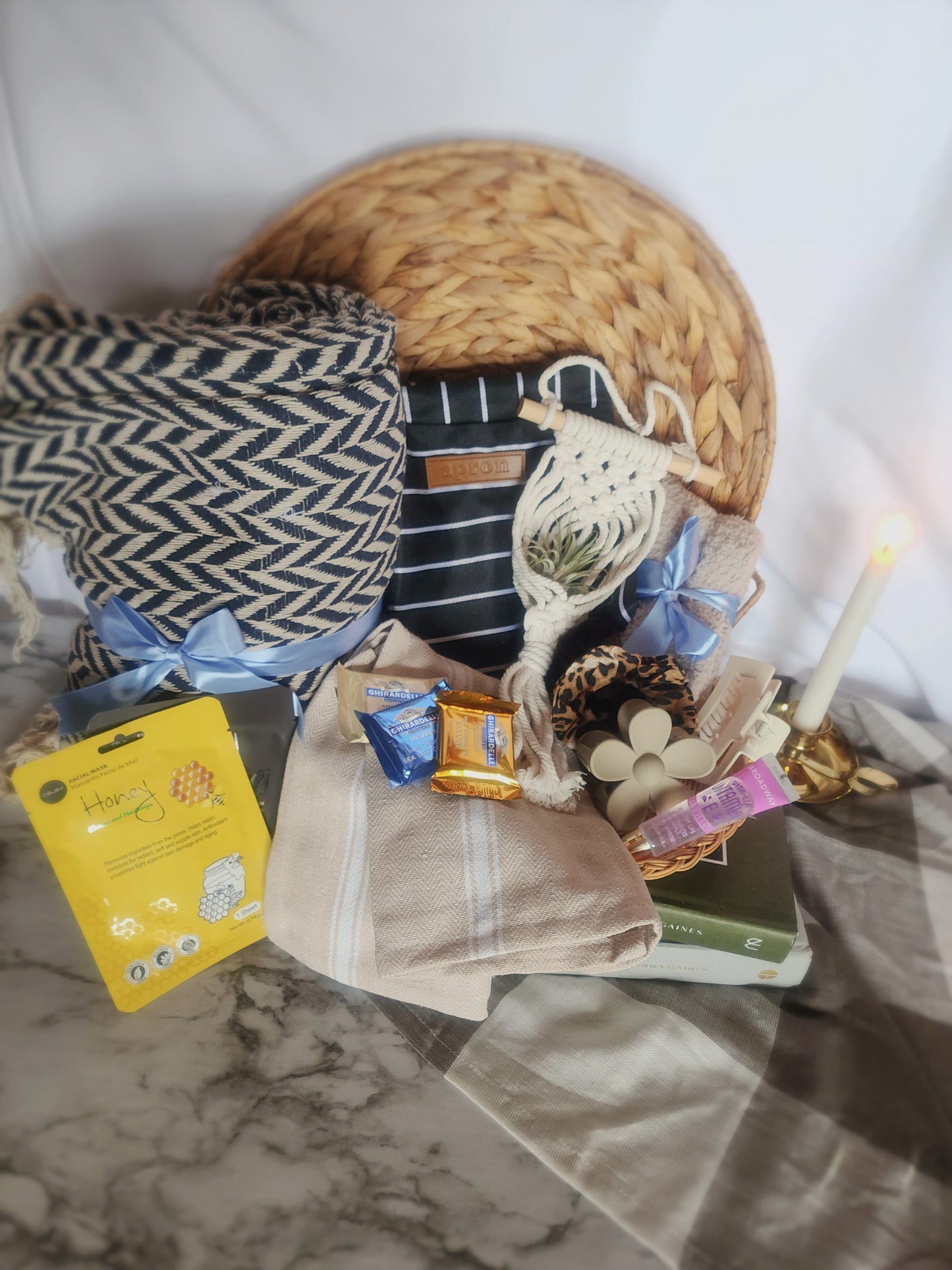 Make Your Own Custom Gift Baskets